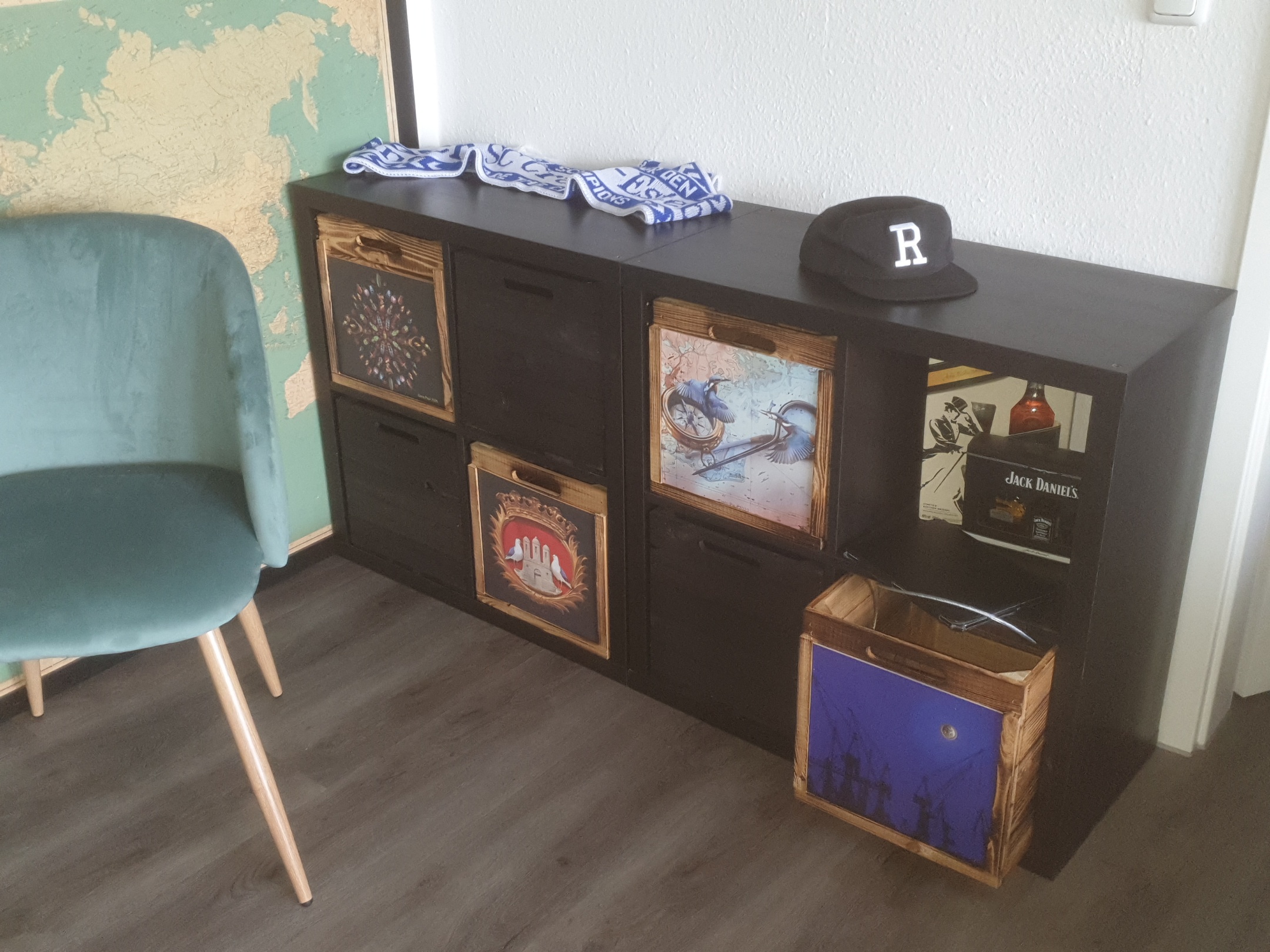Boîte en bois flammé convenant aux étagères Kallax et Expedit Kingsfisher on Sea