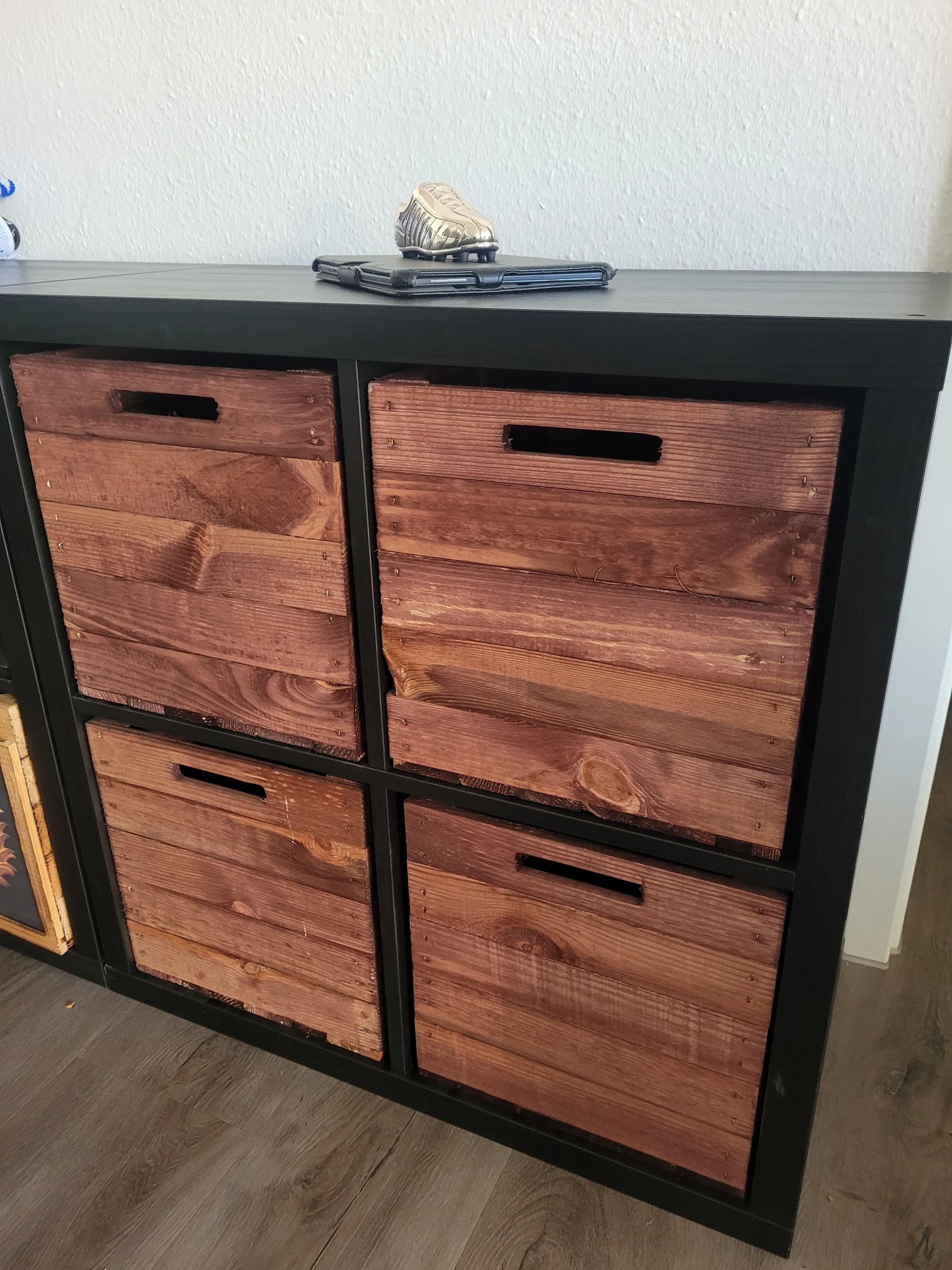 Boîte en bois Vintage Ochre convenant aux étagères Kallax et Expedit