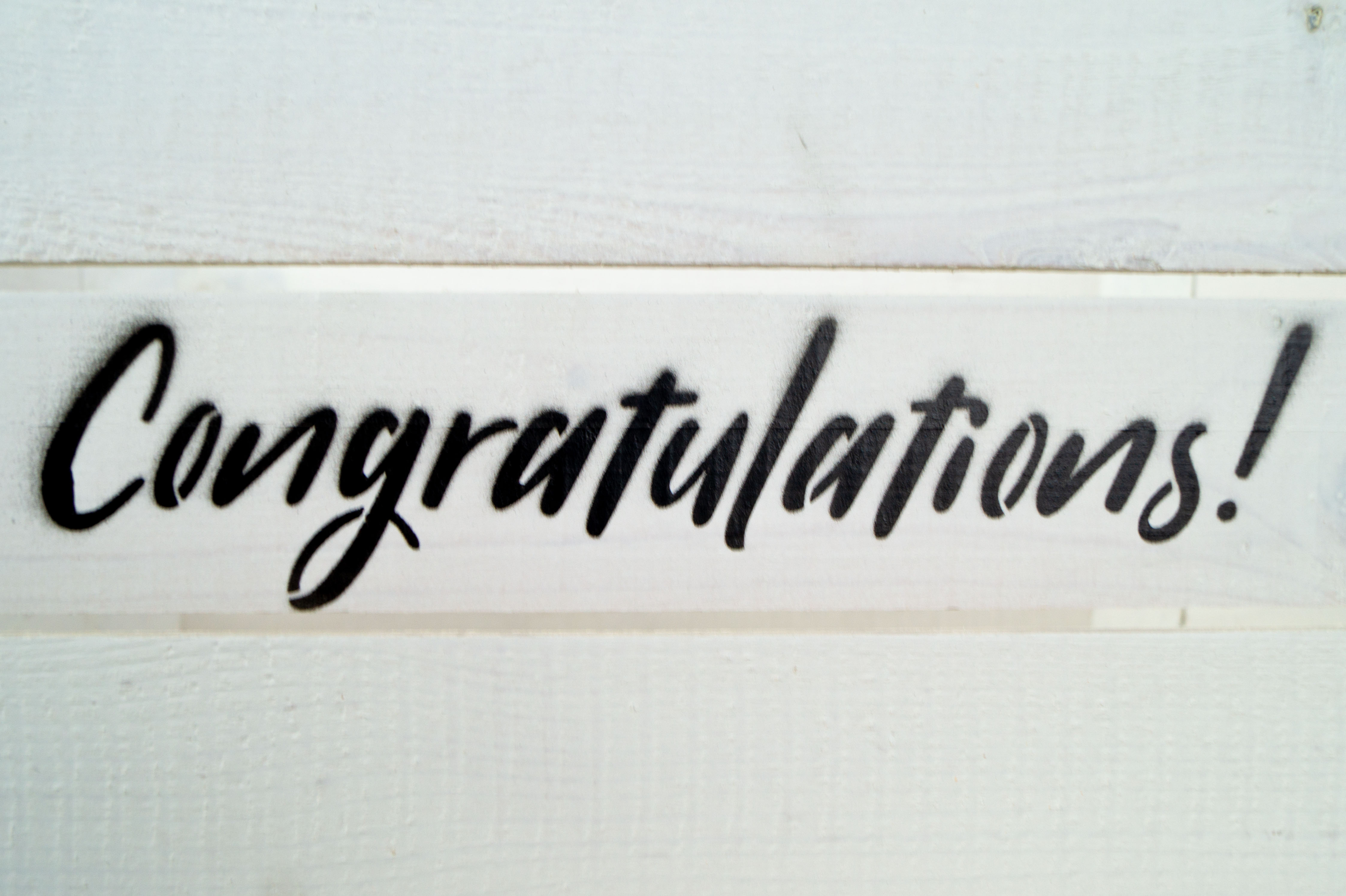 Holzkiste Johanna weiss "Congratulations"