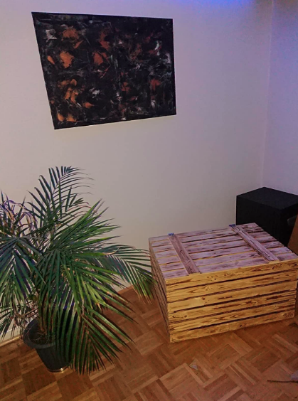 Grosse Holztruhe geflammt mit Deckel 80x50x39cm