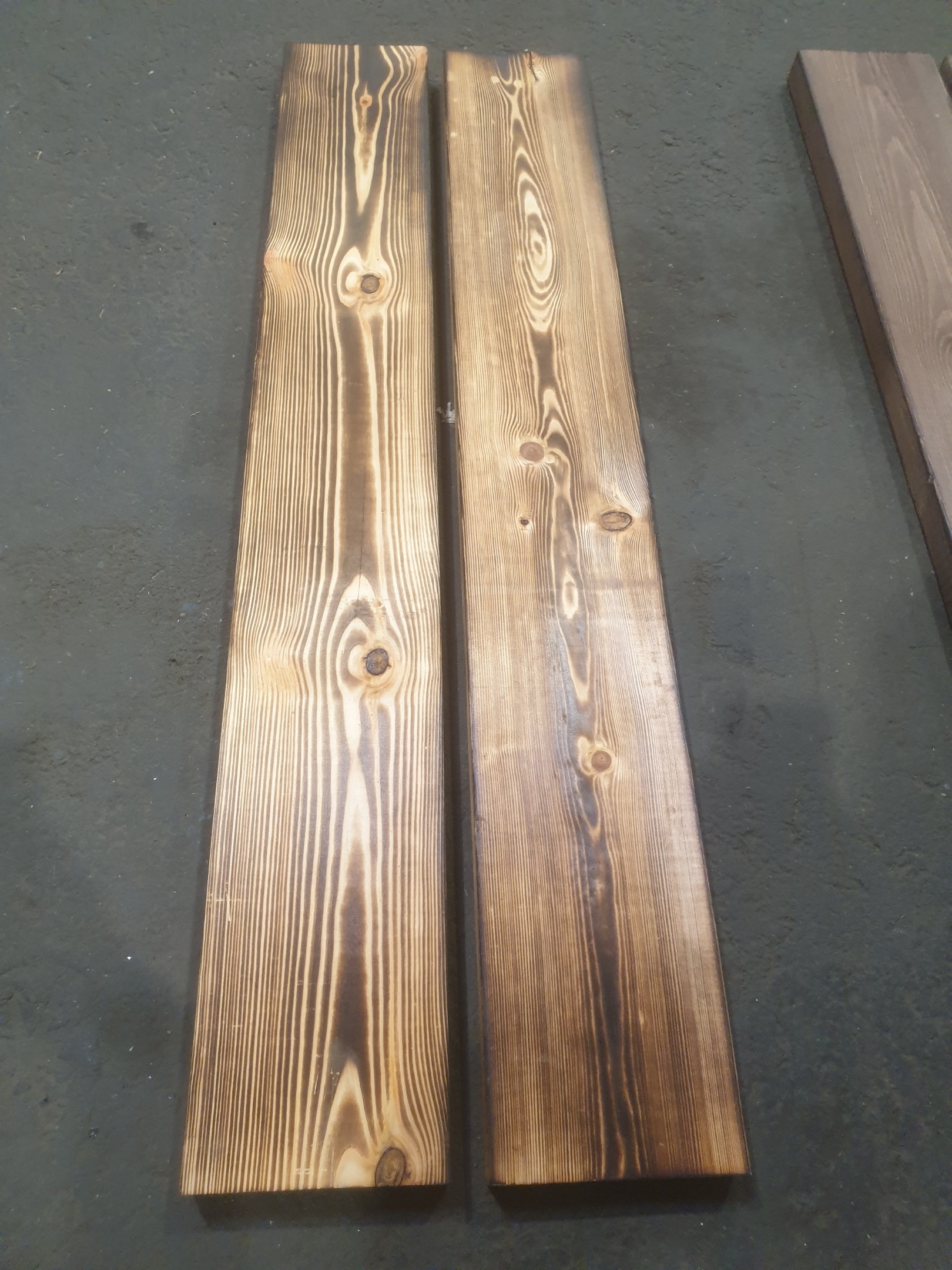 Grand Planche de Bois Flambé 100cmx14, 5cm Holzstärke 3cm En Bois de Résineux